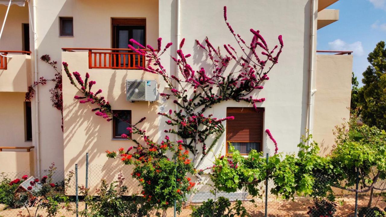 Dina Apartments Skaleta Ngoại thất bức ảnh